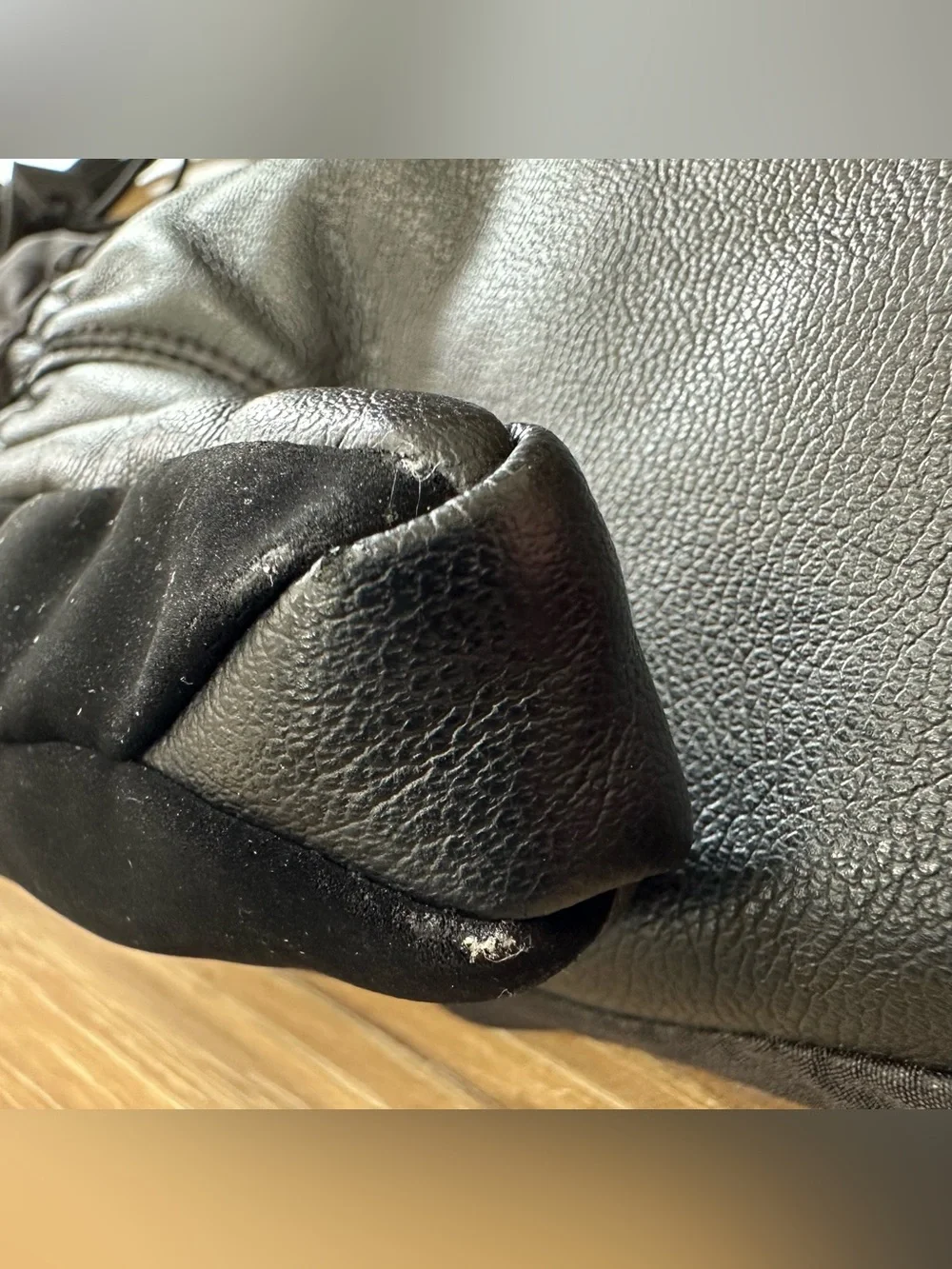 Burton Gore-Tex Leather Palm Mitten Gloves Black, Youth Small